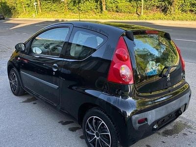 Gebraucht Peugeot 107 Filou 68 PS (50 kW) 2008 Schwarz Kleinwagen