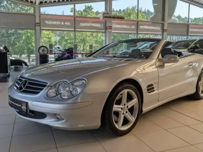 Gebraucht Mercedes SL500 306 PS (225 kW) 2002 Brillant silber Cabrio