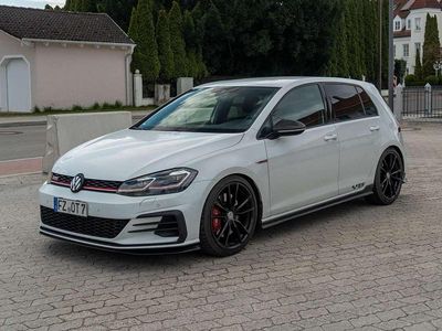 Second-hand VW Golf VII GTI 290 CP (213 kW) 2019 Alb Berlinǎ