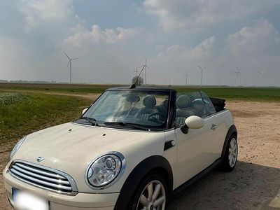 Usata Mini Cooper Cabriolet Pepper 120 CV (88 kW) 2010 Beige Cabrio