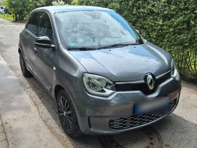 Używany Renault Twingo Urban Night 60 kW (82 KM) 2023 Szary Hatchback