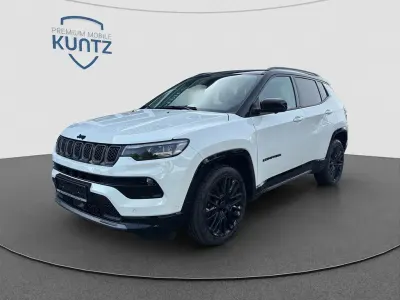 Gebraucht Jeep Compass 131 PS (96 kW) 2023 Alpine white (vr296) SUV