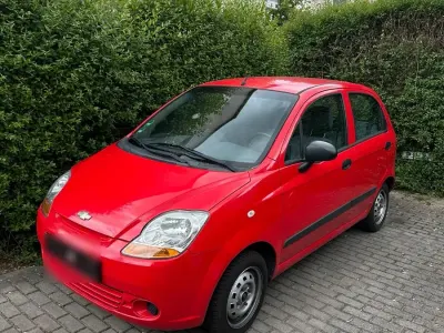 Gebraucht Chevrolet Matiz 52 PS (38 kW) 2010 Rot Kleinwagen