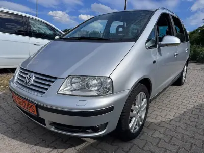 Gebraucht VW Sharan United 140 PS (102 kW) 2009 Reflexsilber Van / Kleinbus