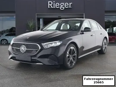 Gebraucht Mercedes E300 Avantgarde 204 PS (150 kW) 2025 Schwarz Limousine