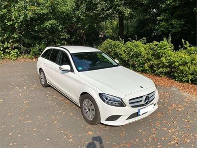 Gebraucht Mercedes C180 122 PS (89 kW) 2021 Weiß Kombi