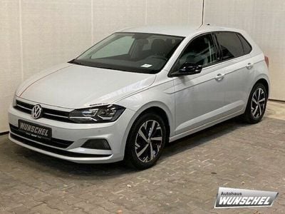 Weiß Gebraucht 2019 VW Polo Active Limousine | 14.894 € (Fairer Preis)