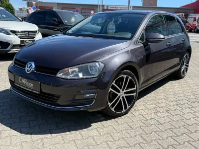 Gebraucht VW Golf VII LOUNGE 150 PS (110 kW) 2015 Grau Limousine