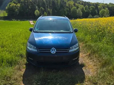 Gebraucht VW Sharan Comfortline 177 PS (130 kW) 2011 Blau Van / Kleinbus