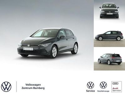 Gebraucht VW Golf VIII Life 131 PS (96 kW) 2023 Grau Limousine
