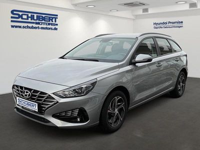 Silber Gebraucht 2023 Hyundai i30 Select Kombi | 18.490 € (Fairer Preis)
