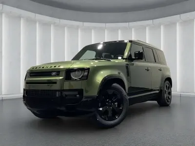 Nuova Land Rover Defender SE Dynamic 249 CV (183 kW) 2026 Verde SUV