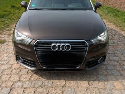 Usata Audi A1 Sport 122 CV (89 kW) 2010 Marrone Utilitaria
