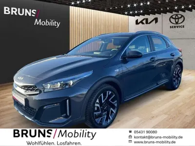 Używany Kia XCeed Comfort 140 KM (102 kW) 2025 Szary SUV