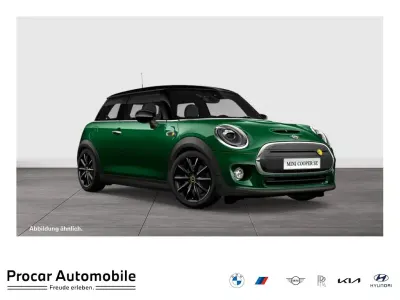 Second-hand Mini Cooper SE 135 kW (184 CP) 2021 Verde Hatchback