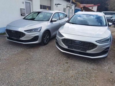 Gebraucht Ford Focus Titanium 120 PS (88 kW) 2022 Silber Kombi