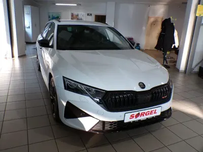 Second-hand Skoda Octavia RS 265 CP (194 kW) 2025 Alb Break