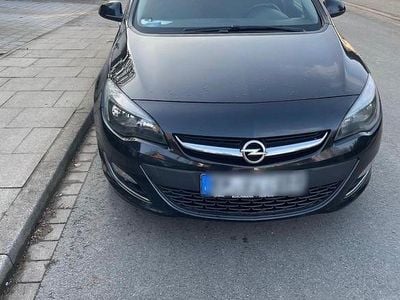 Gebraucht Opel Astra 165 PS (121 kW) 2013 Kombi