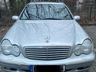 Mercedes C320
