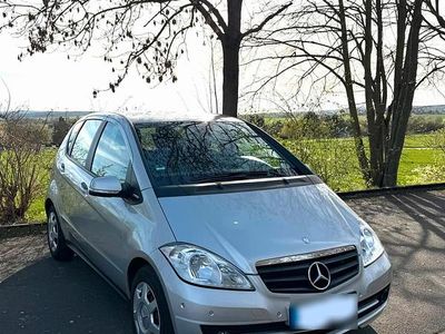 Gebraucht Mercedes A160 95 PS (69 kW) 2010 Grau Kleinwagen