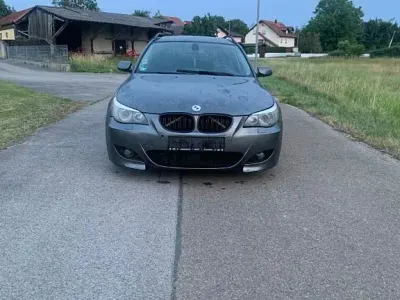 Gebraucht BMW 525 Sport Line 177 PS (130 kW) 2006 Silber Kombi