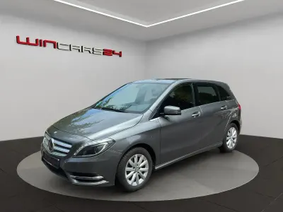Gebraucht Mercedes B180 110 PS (80 kW) 2012 Grau Kleinwagen
