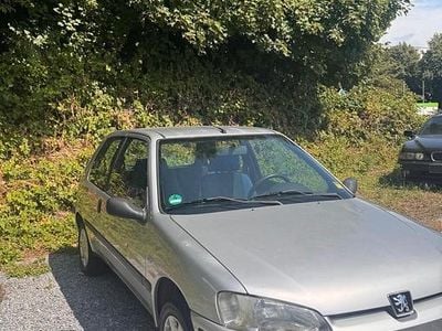 Peugeot 106