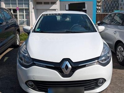 Gebraucht Renault Clio IV Luxe 90 PS (66 kW) 2014 Weiß Kleinwagen