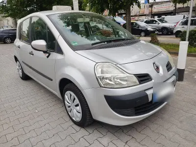 Gebraucht Renault Grand Modus 75 PS (55 kW) 2009 Silber Van / Kleinbus