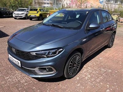 Nouă Fiat Tipo Urban 131 CP (96 kW) 2026 Albastru Berlinǎ