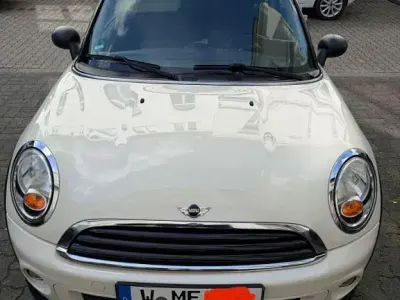 Gebraucht Mini ONE Pepper 75 PS (55 kW) 2010 Weiß Kleinwagen