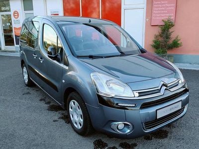 Blau Gebraucht 2012 Citroën Berlingo SELECTION Van / Kleinbus | 16.900 €