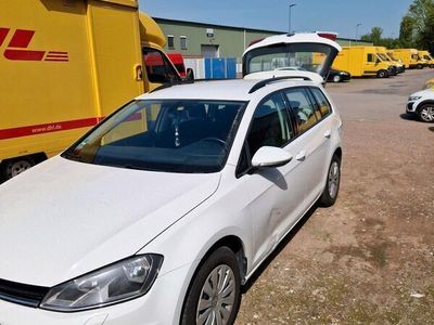 gebraucht VW Golf VII 1.6 BlueTDI DSG Trendline Variant Trendline