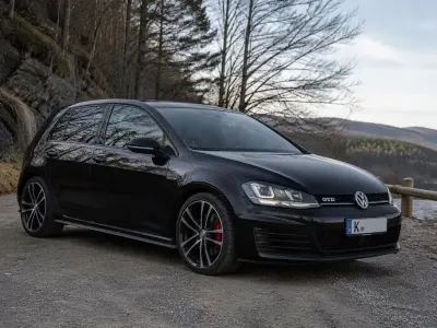 Gebraucht VW Golf VII GTD 184 PS (135 kW) 2014 Schwarz Limousine