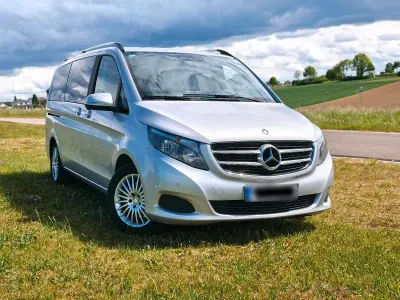 Używany Mercedes V220 163 KM (119 kW) 2015 Srebrny Minivan
