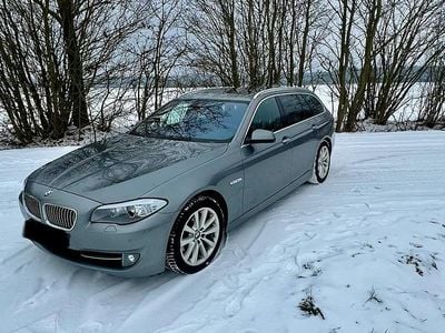 Gebraucht BMW 520 184 PS (135 kW) 2013 Grau Kombi
