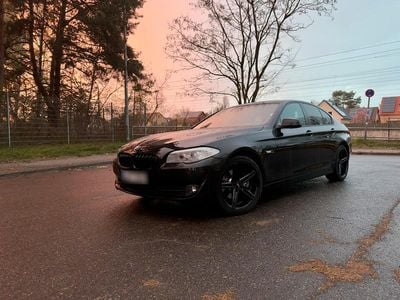 Gebraucht BMW 523 204 PS (150 kW) 2011 Schwarz Limousine