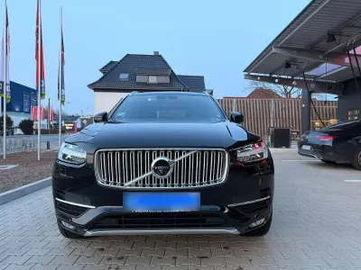 Begagnad Volvo XC90 Inscription 224 HK (164 kW) 2015 Svart SUV