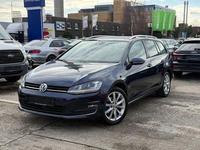 Blau Gebraucht 2015 VW Golf VII Highline Kombi | 10.800 € (Etwas zu teuer)