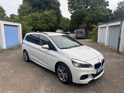 Gebraucht BMW 220 Gran Tourer M Sport 190 PS (139 kW) 2016 Weiß Van / Kleinbus