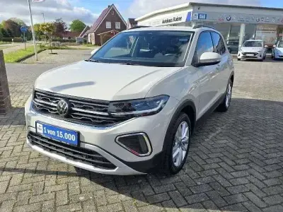 Gebraucht VW T-Cross Life 116 PS (85 kW) 2025 Grau SUV