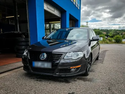 Gebraucht VW Passat 150 PS (110 kW) 2005 Braun Limousine