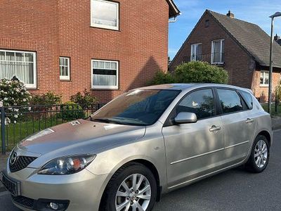 Usata Mazda 3 Active 105 CV (77 kW) 2007 Oro Berlina