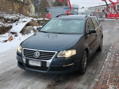 Blau Gebraucht 2008 VW Passat Kombi | 799 € (Fairer Preis)