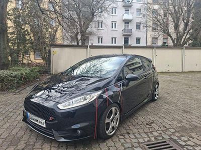 Gebraucht Ford Fiesta Sport 182 PS (133 kW) 2013 Schwarz Kleinwagen