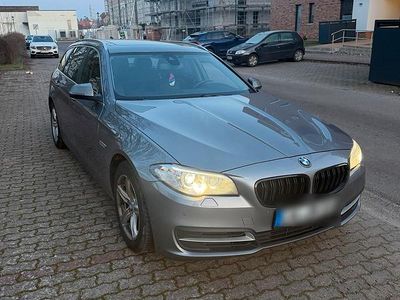 Silber Gebraucht 2015 BMW 530 Kombi | 13.550 € (Superpreis)