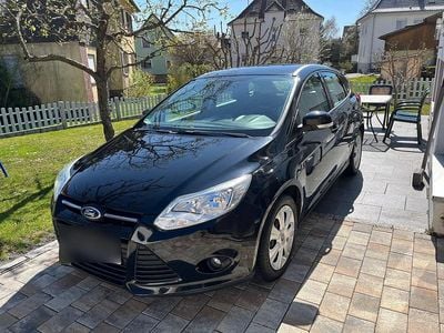 Second-hand Ford Focus 101 CP (74 kW) 2013 Negru Hatchback