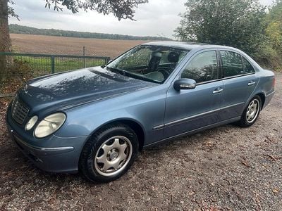 Mercedes E220
