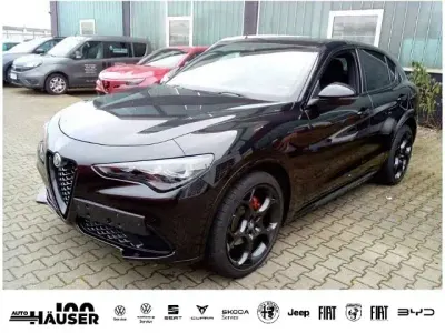 Gebraucht Alfa Romeo Stelvio Competizione 209 PS (153 kW) 2023 Schwarz SUV