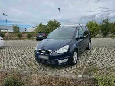 Gebraucht Ford Galaxy 163 PS (119 kW) 2011 Blau Van / Kleinbus